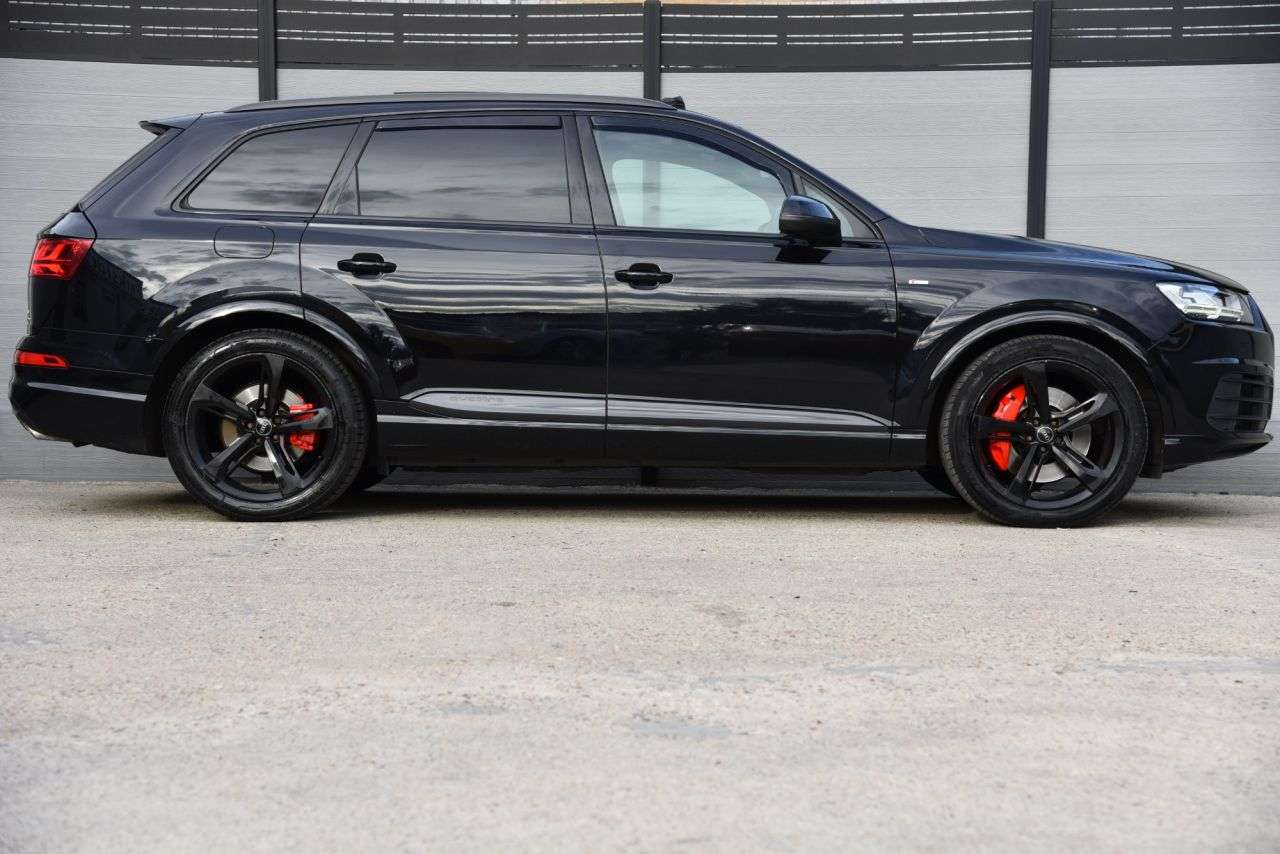 2018 AUDI Q7 2018 AUDI Q7
