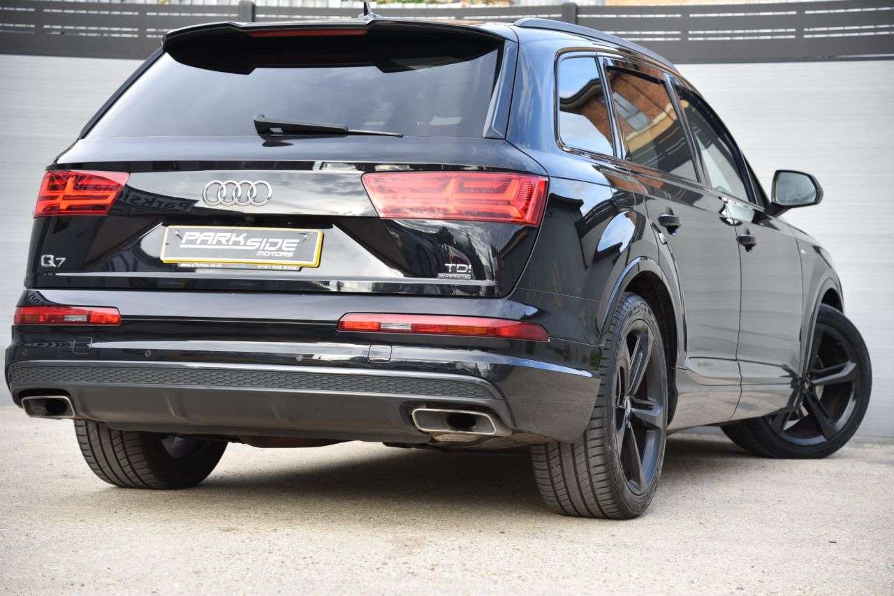 2018 AUDI Q7 2018 AUDI Q7