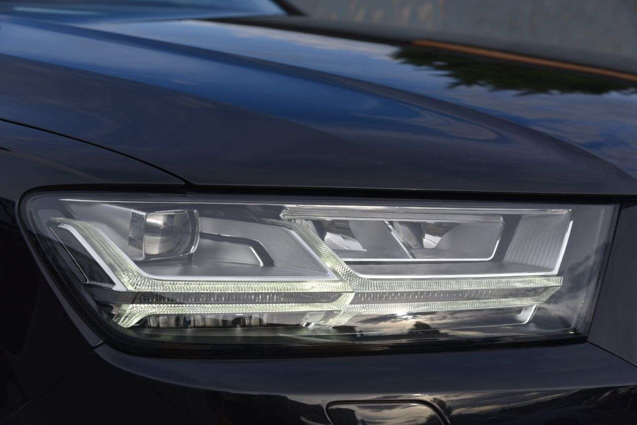 2018 AUDI Q7 2018 AUDI Q7