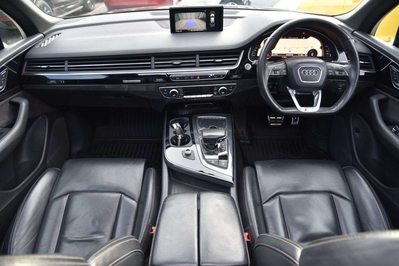 A 2018 AUDI Q7 3.0 TDI V6 Black Edition SUV 5dr Diesel Tiptronic quattro Euro 6 (s/s) (272 A 2018 AUDI Q7 3.0 TDI V6 Black Edition SUV 5dr Diesel Tiptronic quattro Euro 6 (s/s) (272