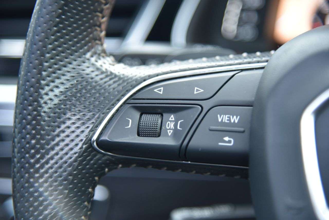 2018 AUDI Q7 2018 AUDI Q7