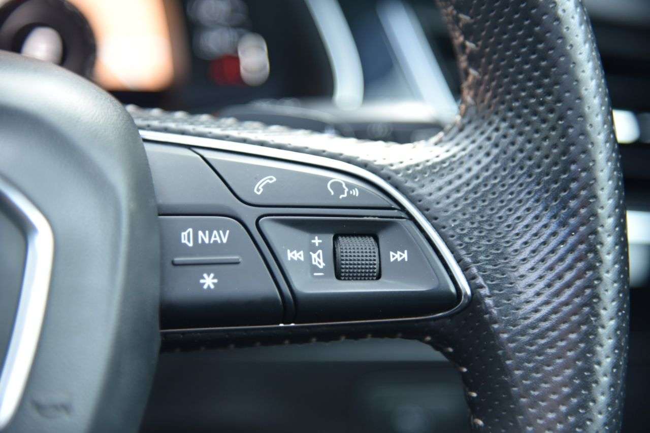2018 AUDI Q7 2018 AUDI Q7