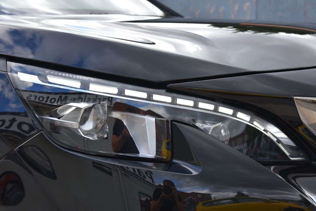 2018 PEUGEOT 3008 2018 PEUGEOT 3008