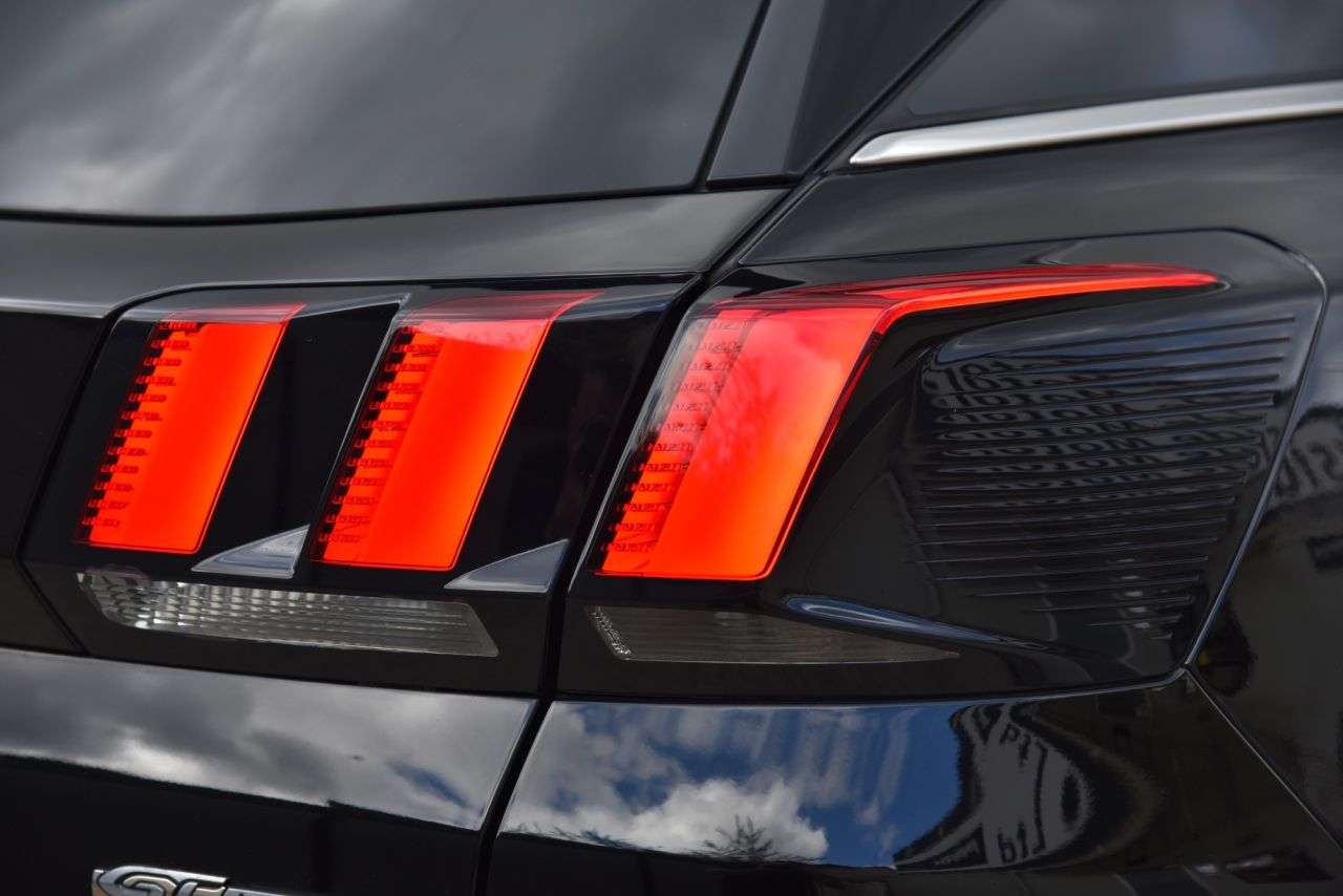 2018 PEUGEOT 3008 2018 PEUGEOT 3008