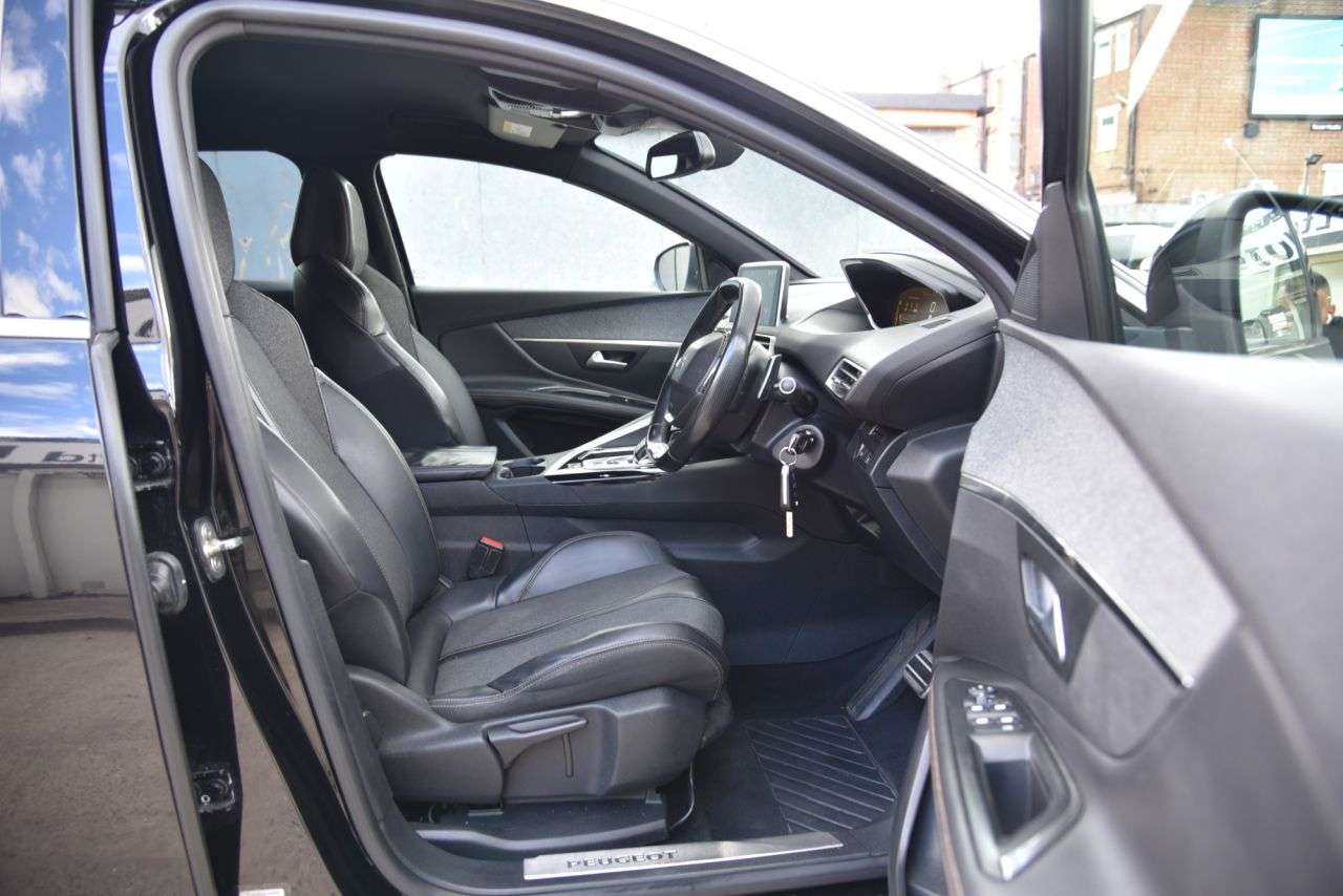 2018 PEUGEOT 3008 2018 PEUGEOT 3008