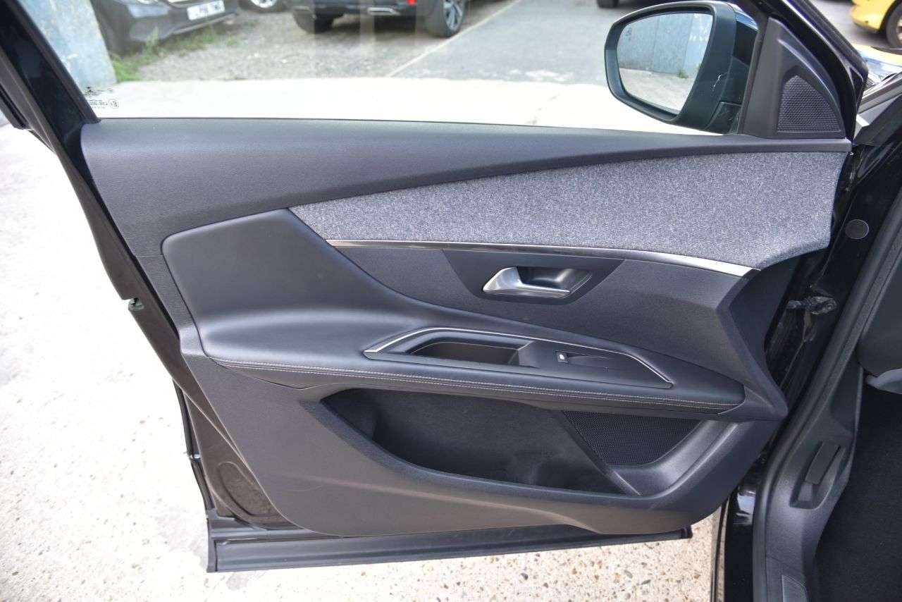 2018 PEUGEOT 3008 2018 PEUGEOT 3008