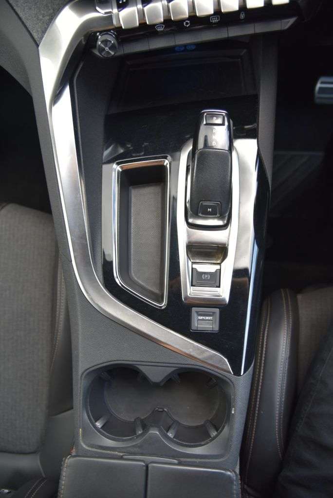 2018 PEUGEOT 3008 2018 PEUGEOT 3008