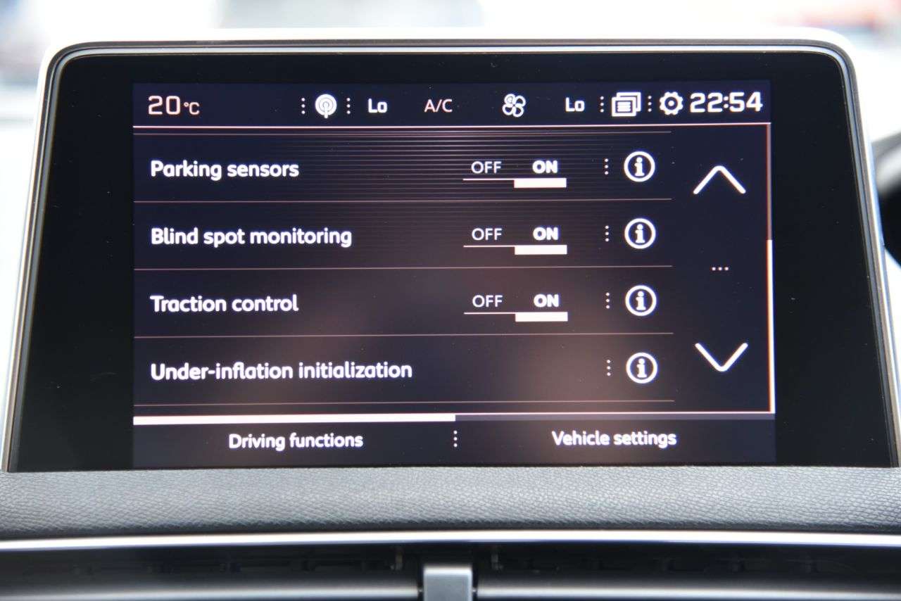 2018 PEUGEOT 3008 2018 PEUGEOT 3008