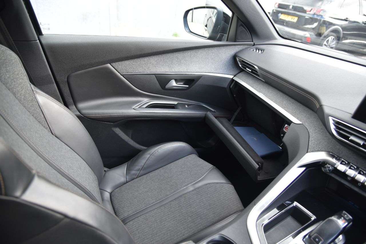 2018 PEUGEOT 3008 2018 PEUGEOT 3008