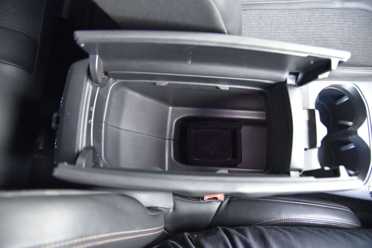 2018 PEUGEOT 3008 2018 PEUGEOT 3008