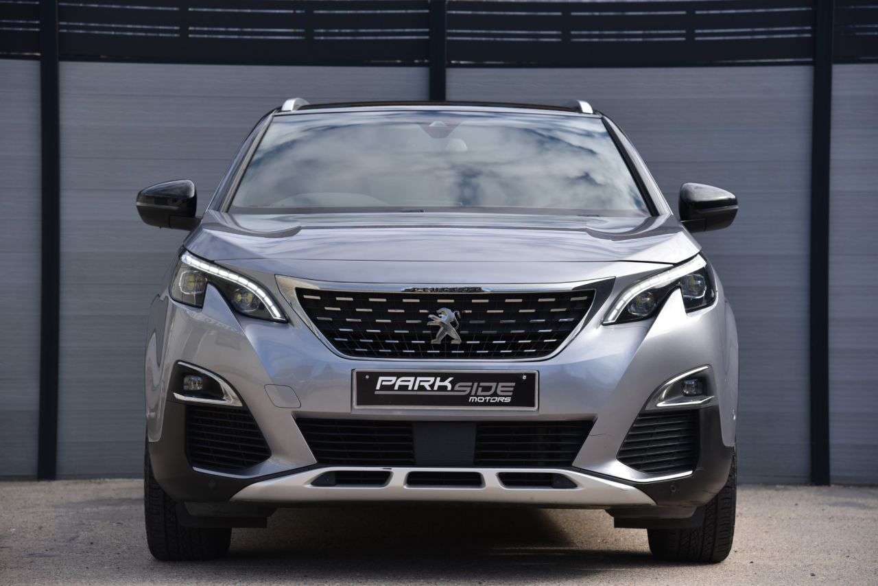 2019 PEUGEOT 5008 2019 PEUGEOT 5008