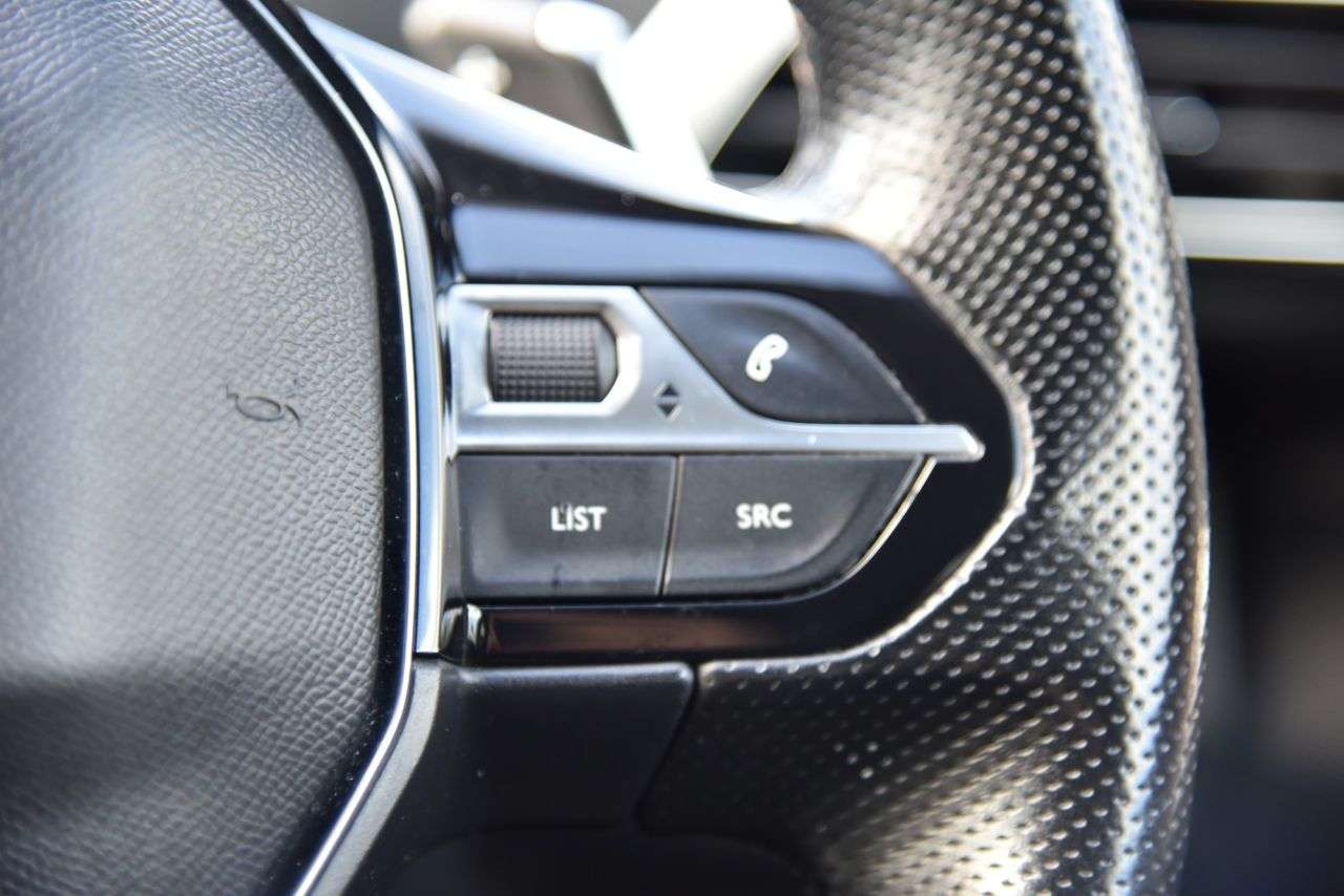 2019 PEUGEOT 5008 2019 PEUGEOT 5008