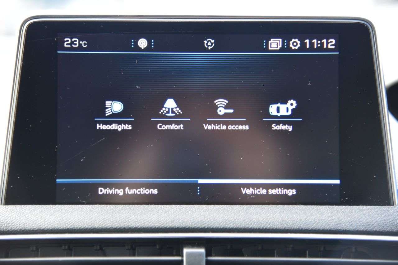 2019 PEUGEOT 5008 2019 PEUGEOT 5008