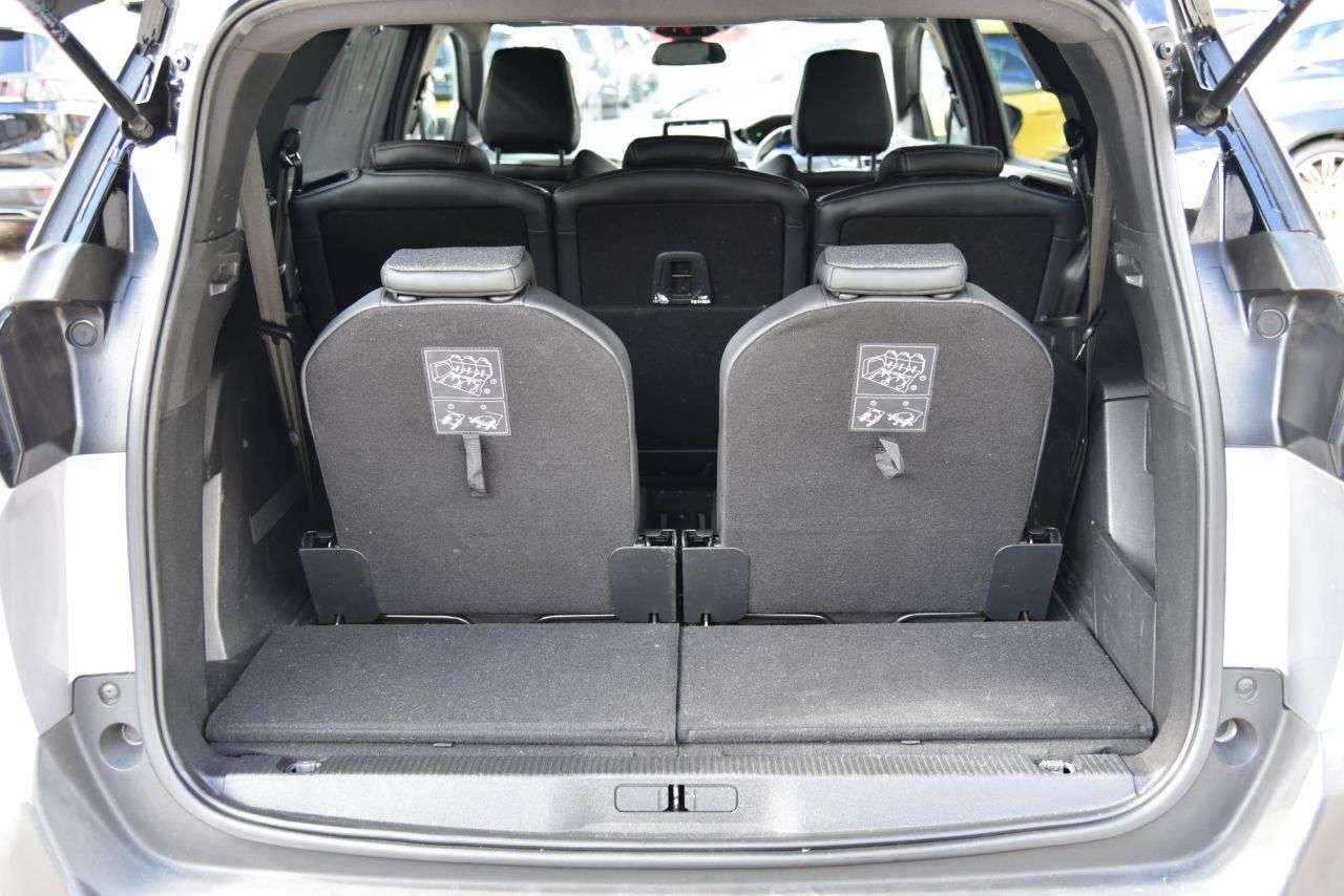 2019 PEUGEOT 5008 2019 PEUGEOT 5008