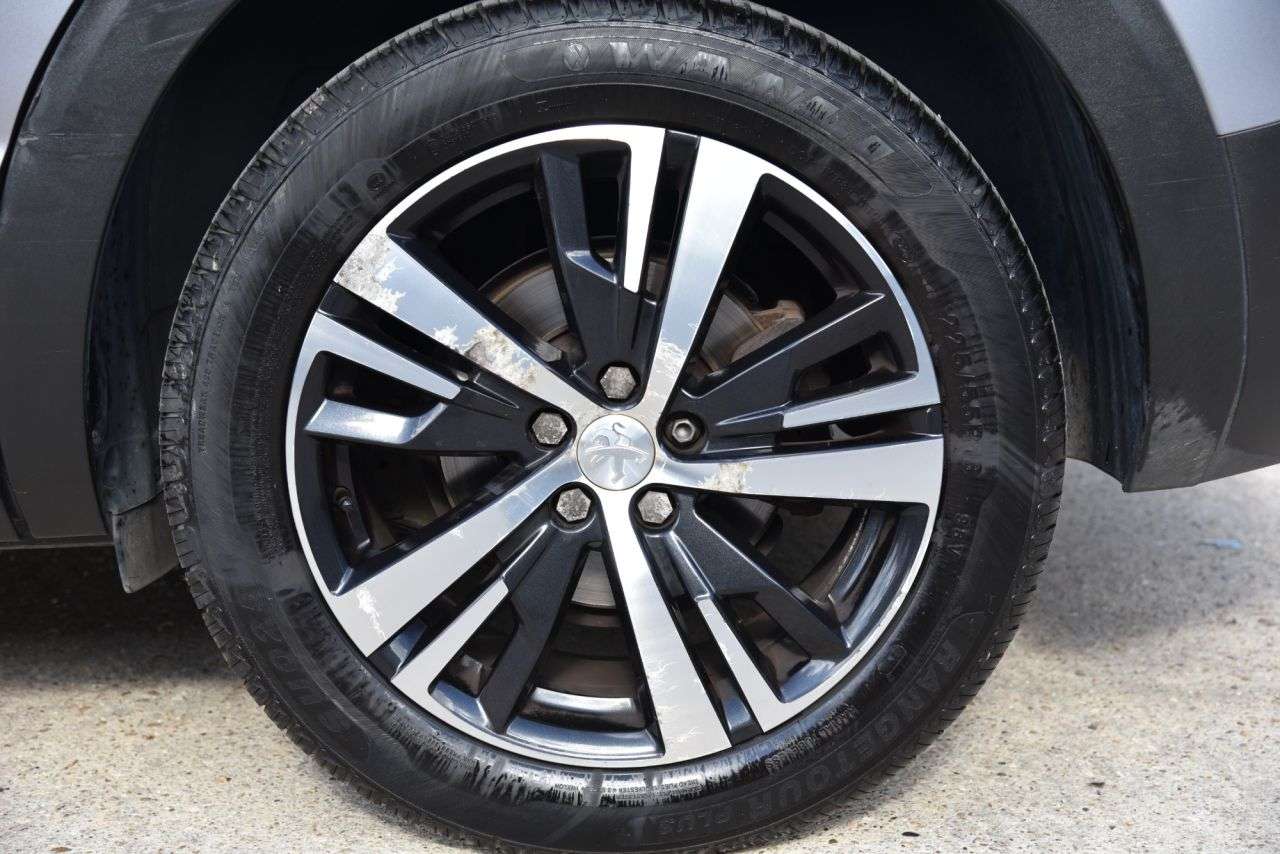 2019 PEUGEOT 5008 2019 PEUGEOT 5008