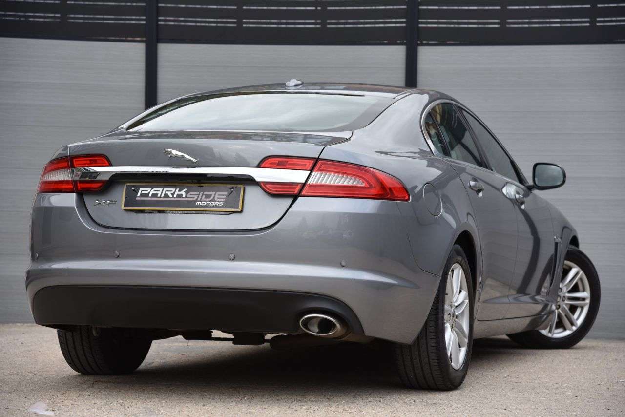 2012 JAGUAR XF 2012 JAGUAR XF