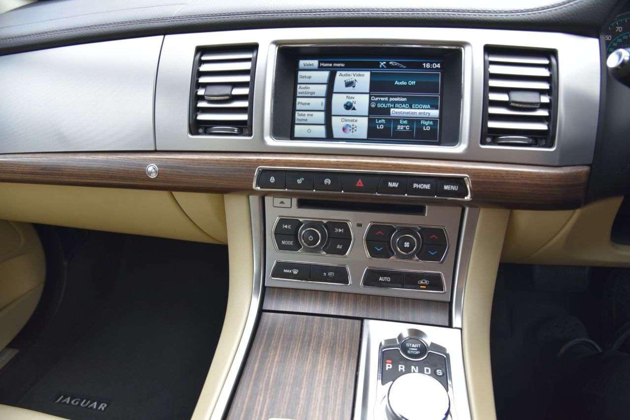 2012 JAGUAR XF 2012 JAGUAR XF