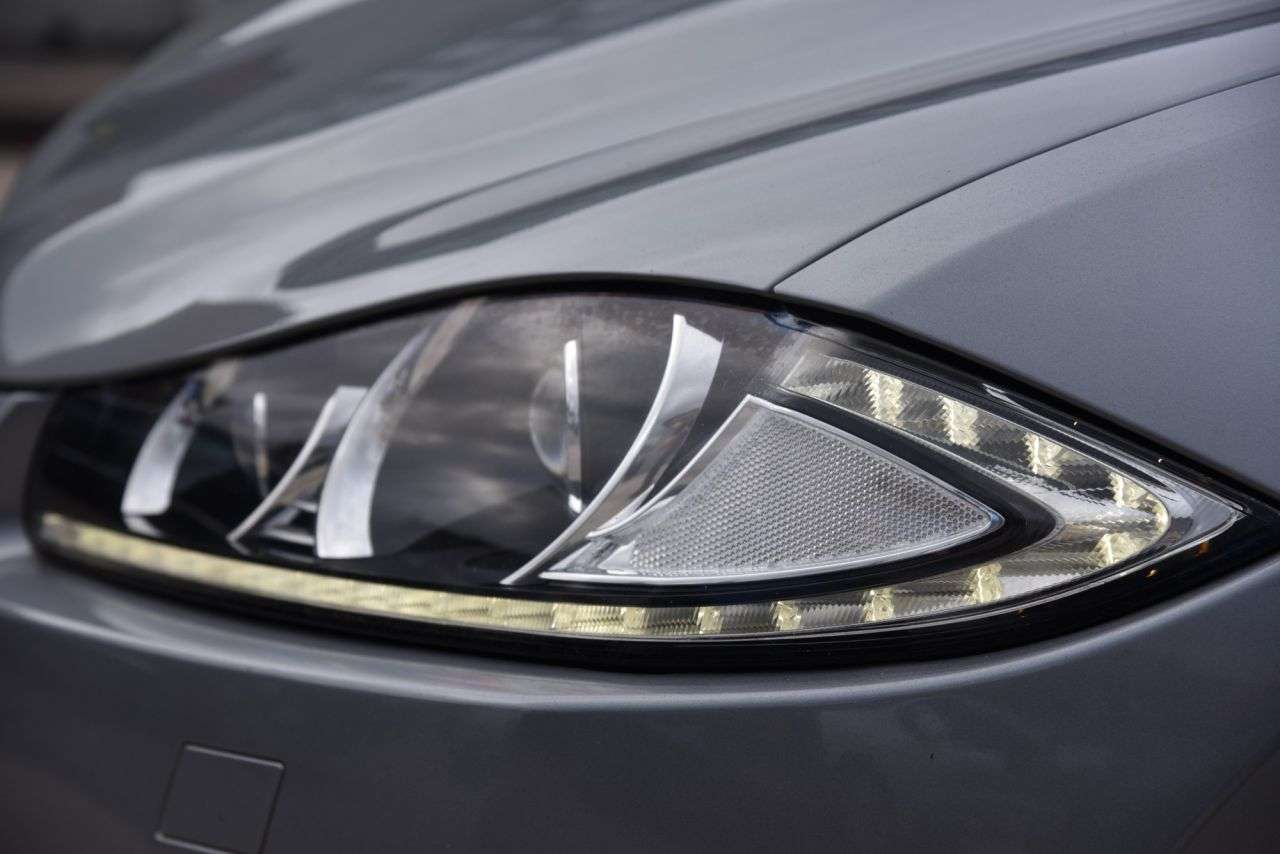 2012 JAGUAR XF 2012 JAGUAR XF