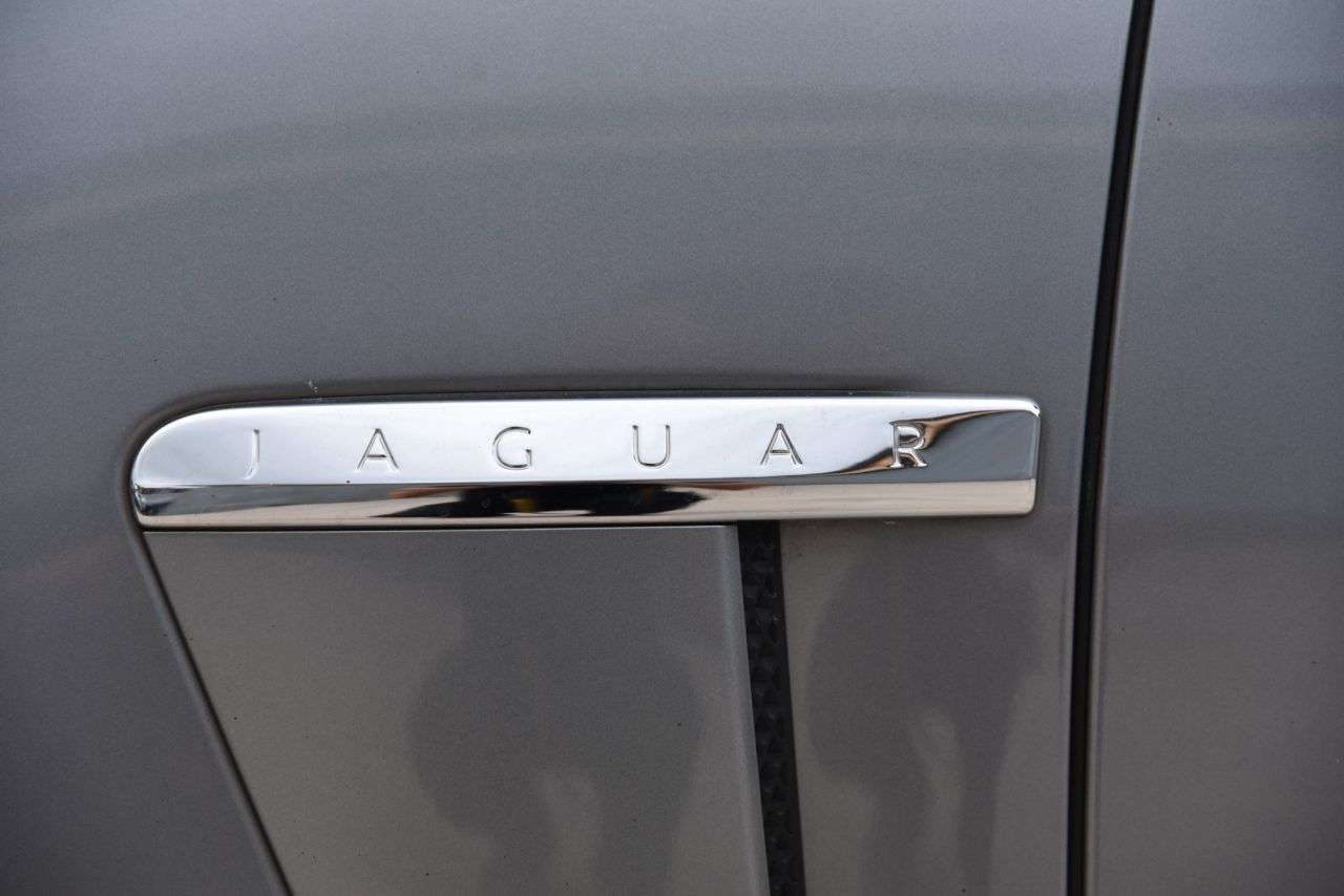 2012 JAGUAR XF 2012 JAGUAR XF