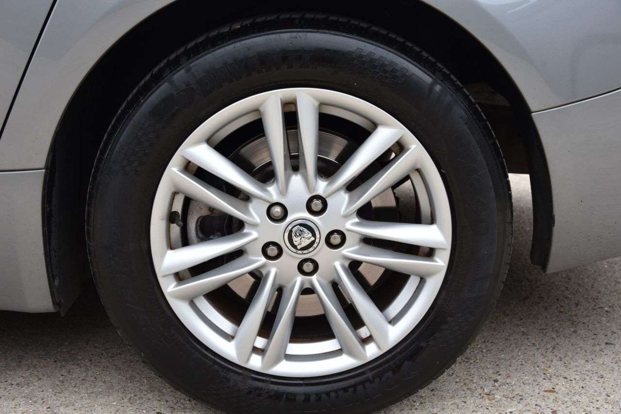 2012 JAGUAR XF 2012 JAGUAR XF