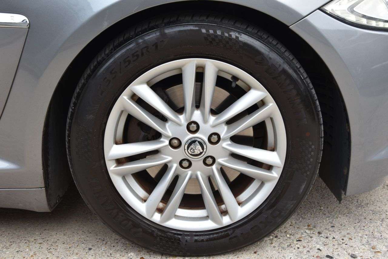2012 JAGUAR XF 2012 JAGUAR XF