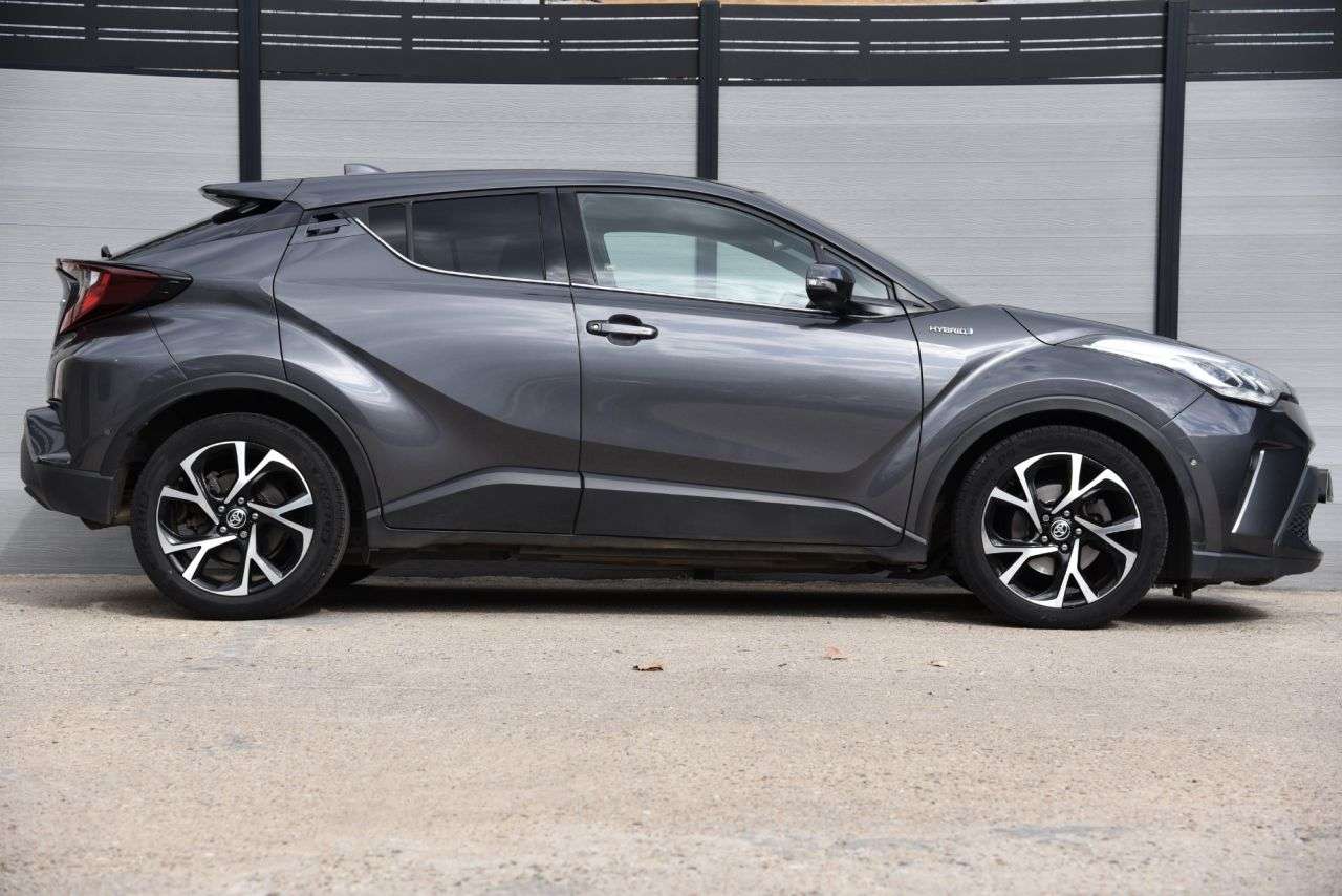 2021 TOYOTA C-HR 2021 TOYOTA C-HR