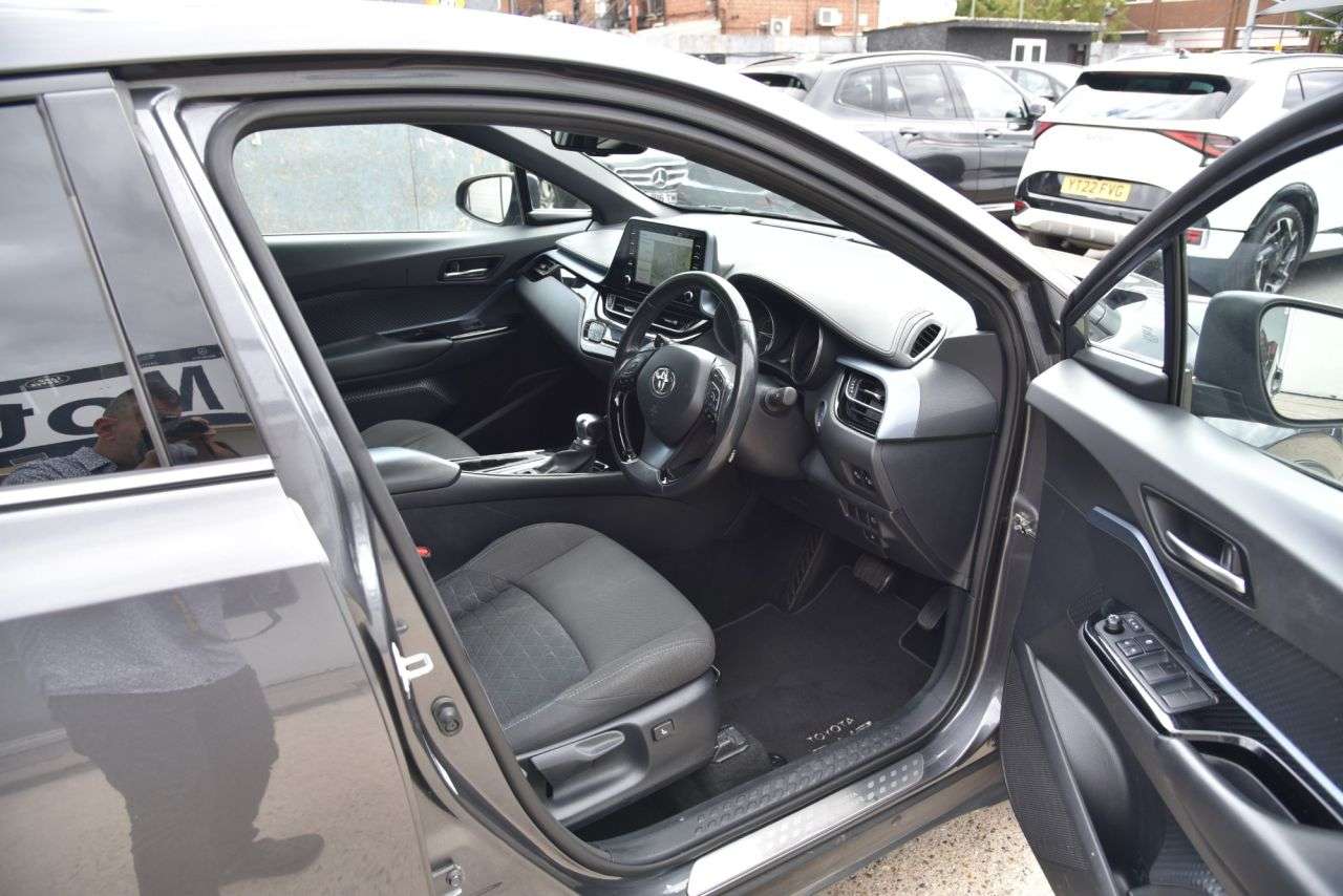 2021 TOYOTA C-HR 2021 TOYOTA C-HR
