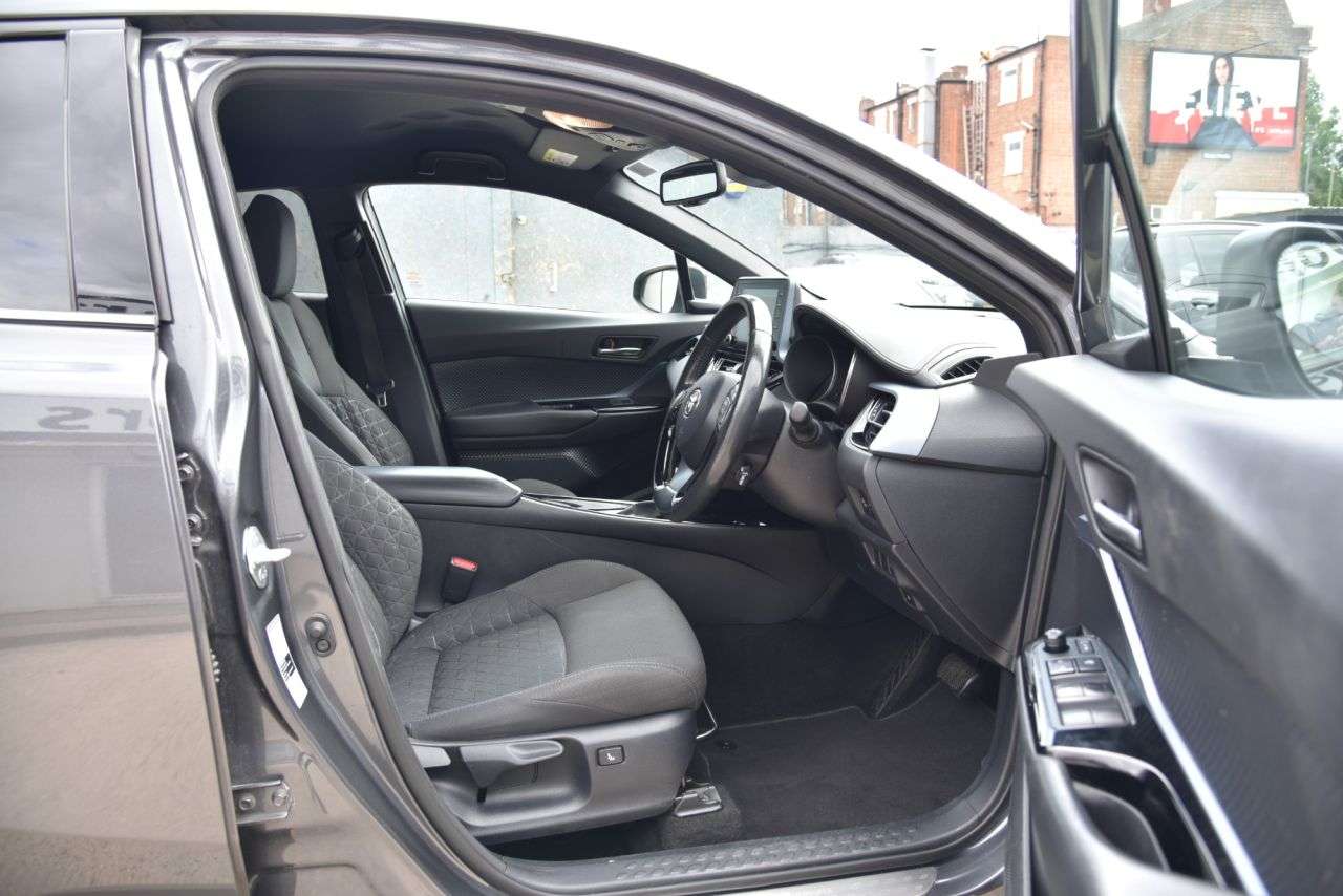 2021 TOYOTA C-HR 2021 TOYOTA C-HR