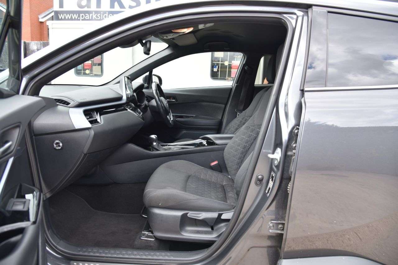 2021 TOYOTA C-HR 2021 TOYOTA C-HR