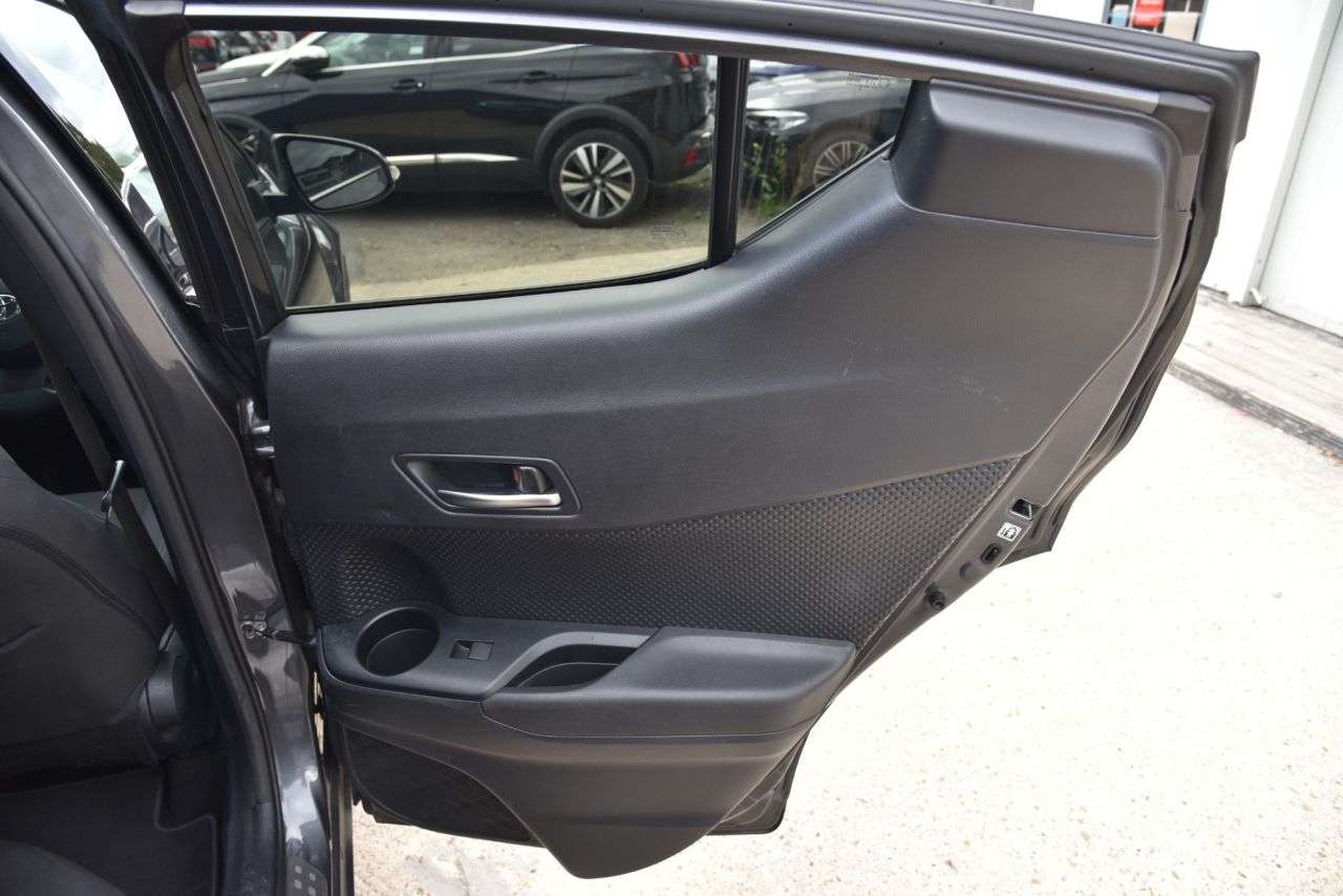 2021 TOYOTA C-HR 2021 TOYOTA C-HR