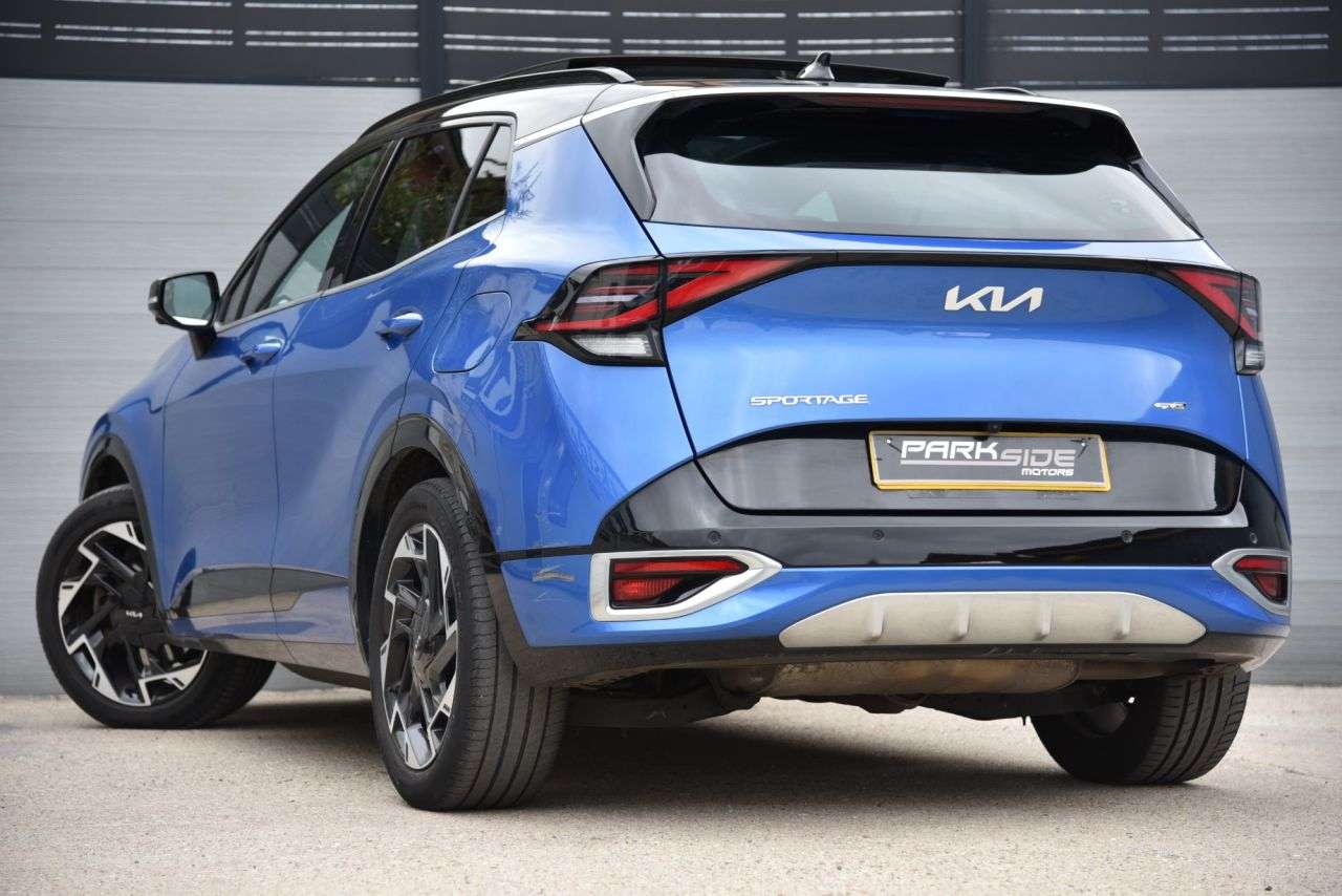 A 2022 KIA SPORTAGE 1.6 T-GDi 13.8kWh GT-Line S SUV 5dr Petrol Plug-in Hybrid Auto AWD Euro 6 ( A 2022 KIA SPORTAGE 1.6 T-GDi 13.8kWh GT-Line S SUV 5dr Petrol Plug-in Hybrid Auto AWD Euro 6 (
