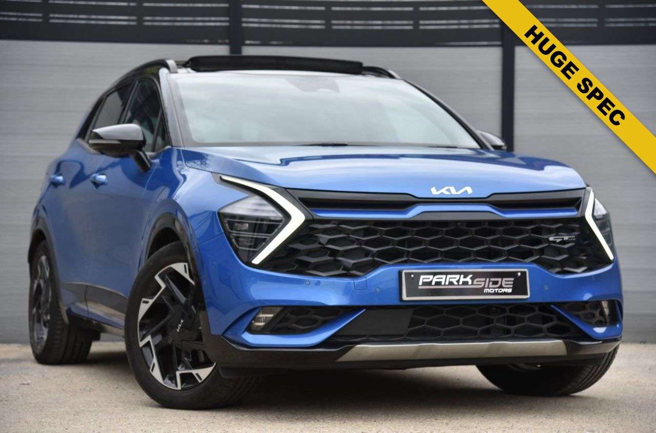 A 2022 KIA SPORTAGE 1.6 T-GDi 13.8kWh GT-Line S SUV 5dr Petrol Plug-in Hybrid Auto AWD Euro 6 ( A 2022 KIA SPORTAGE 1.6 T-GDi 13.8kWh GT-Line S SUV 5dr Petrol Plug-in Hybrid Auto AWD Euro 6 (