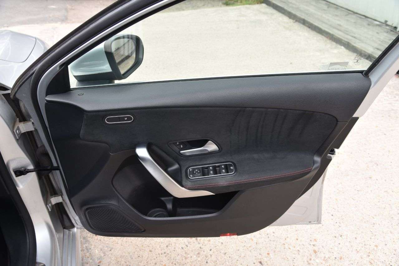 2020 MERCEDES-BENZ A CLASS 2020 MERCEDES-BENZ A CLASS