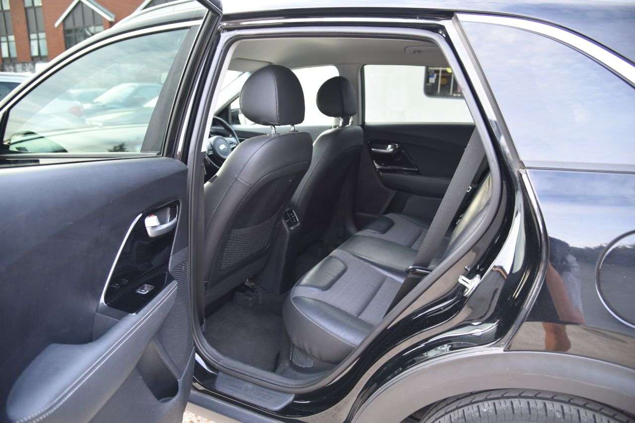 2017 KIA NIRO 2017 KIA NIRO