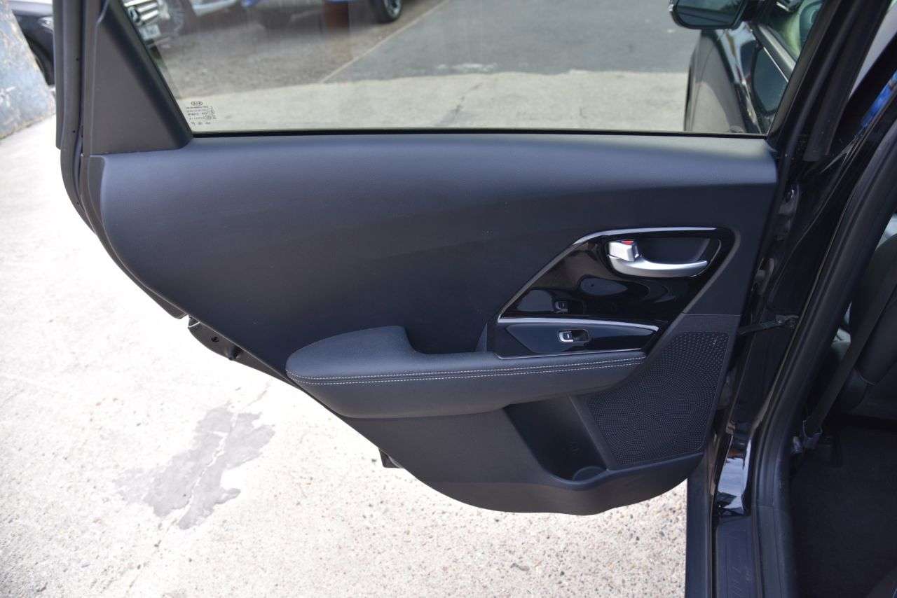 2017 KIA NIRO 2017 KIA NIRO