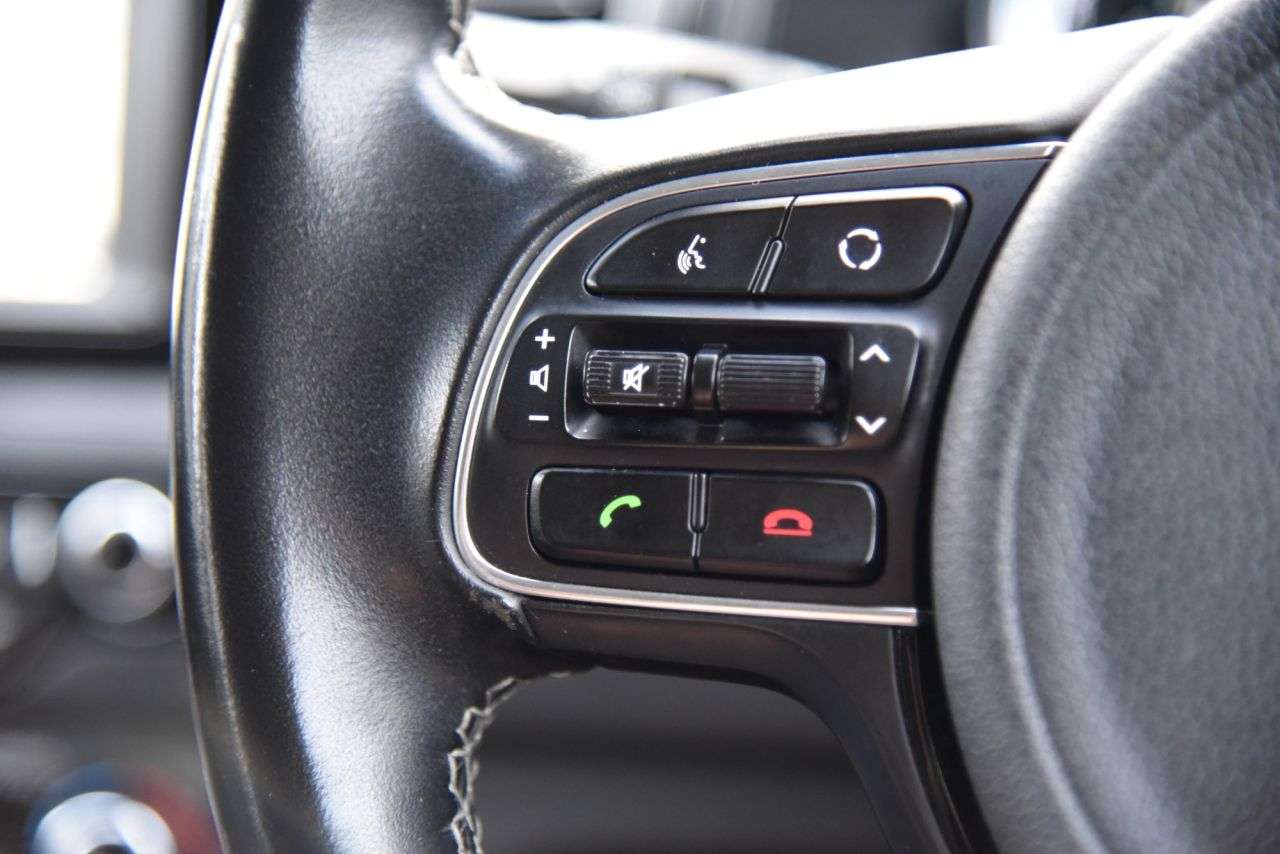 2017 KIA NIRO 2017 KIA NIRO