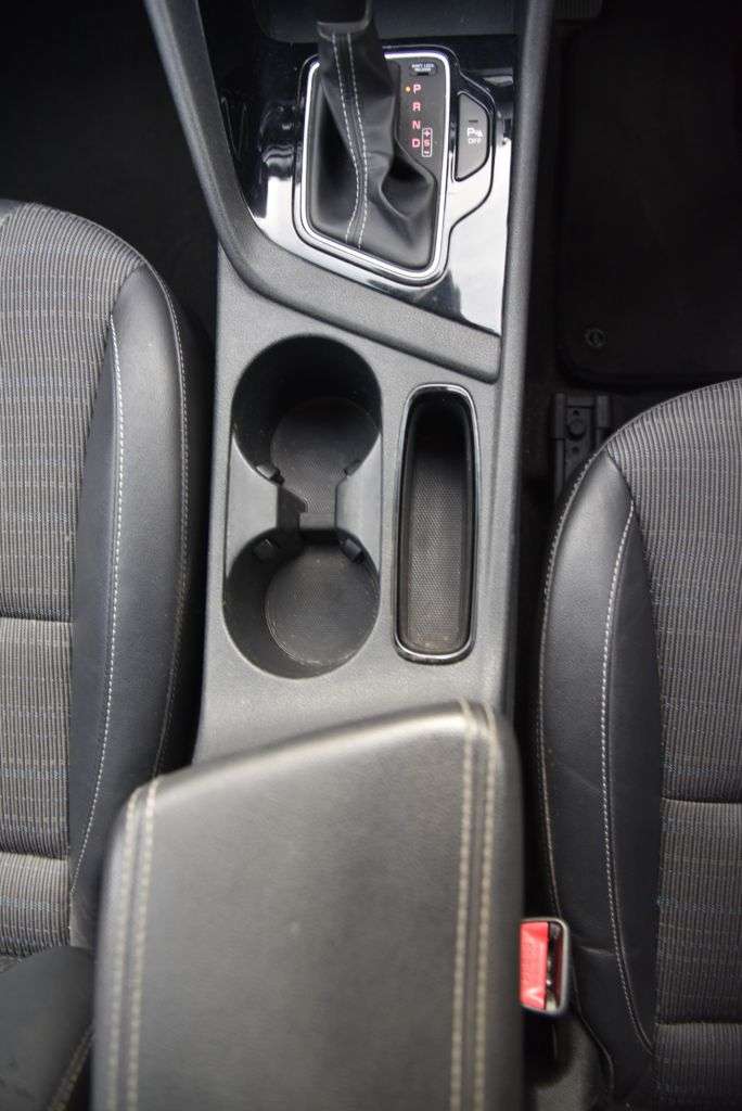 2017 KIA NIRO 2017 KIA NIRO