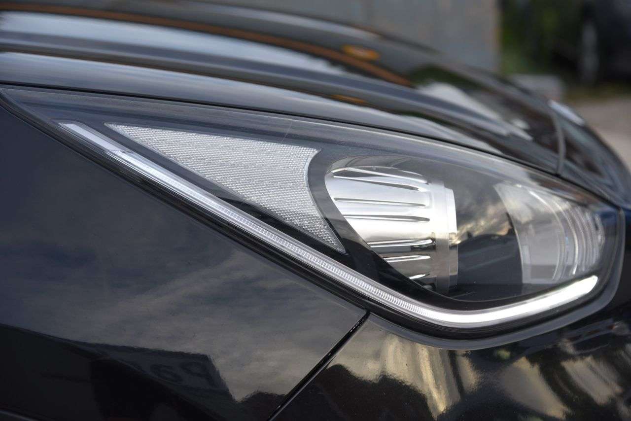 2017 KIA NIRO 2017 KIA NIRO