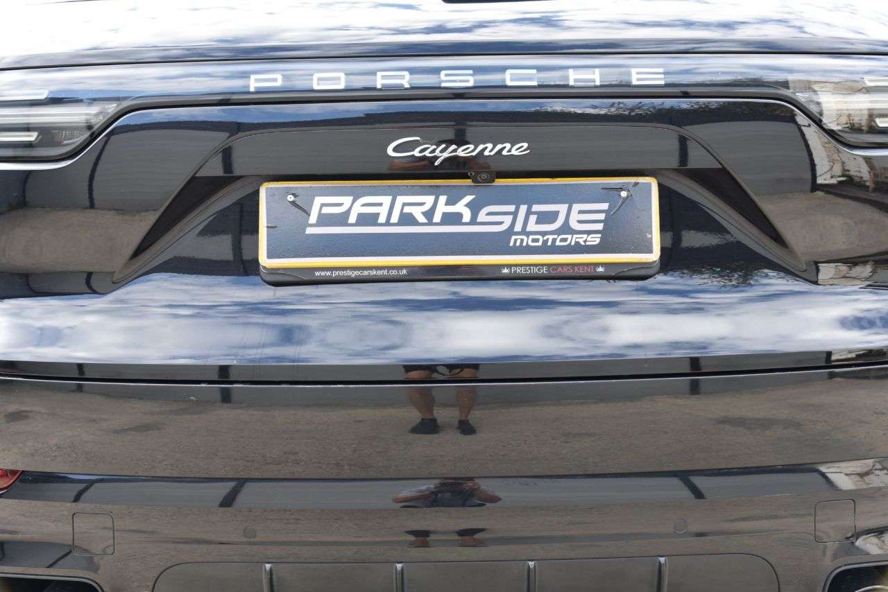 2019 PORSCHE CAYENNE 2019 PORSCHE CAYENNE