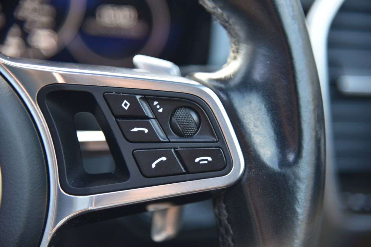 2019 PORSCHE CAYENNE 2019 PORSCHE CAYENNE