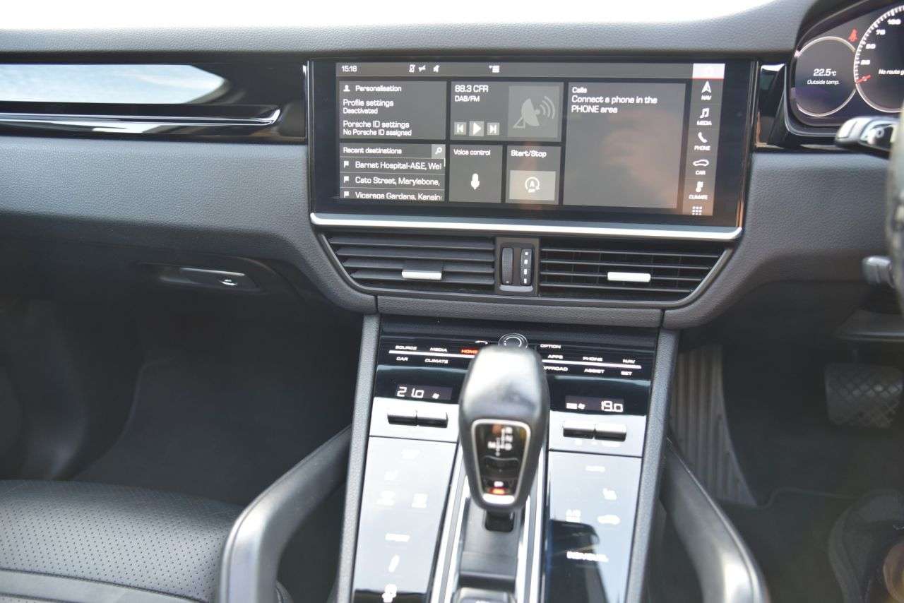 2019 PORSCHE CAYENNE 2019 PORSCHE CAYENNE