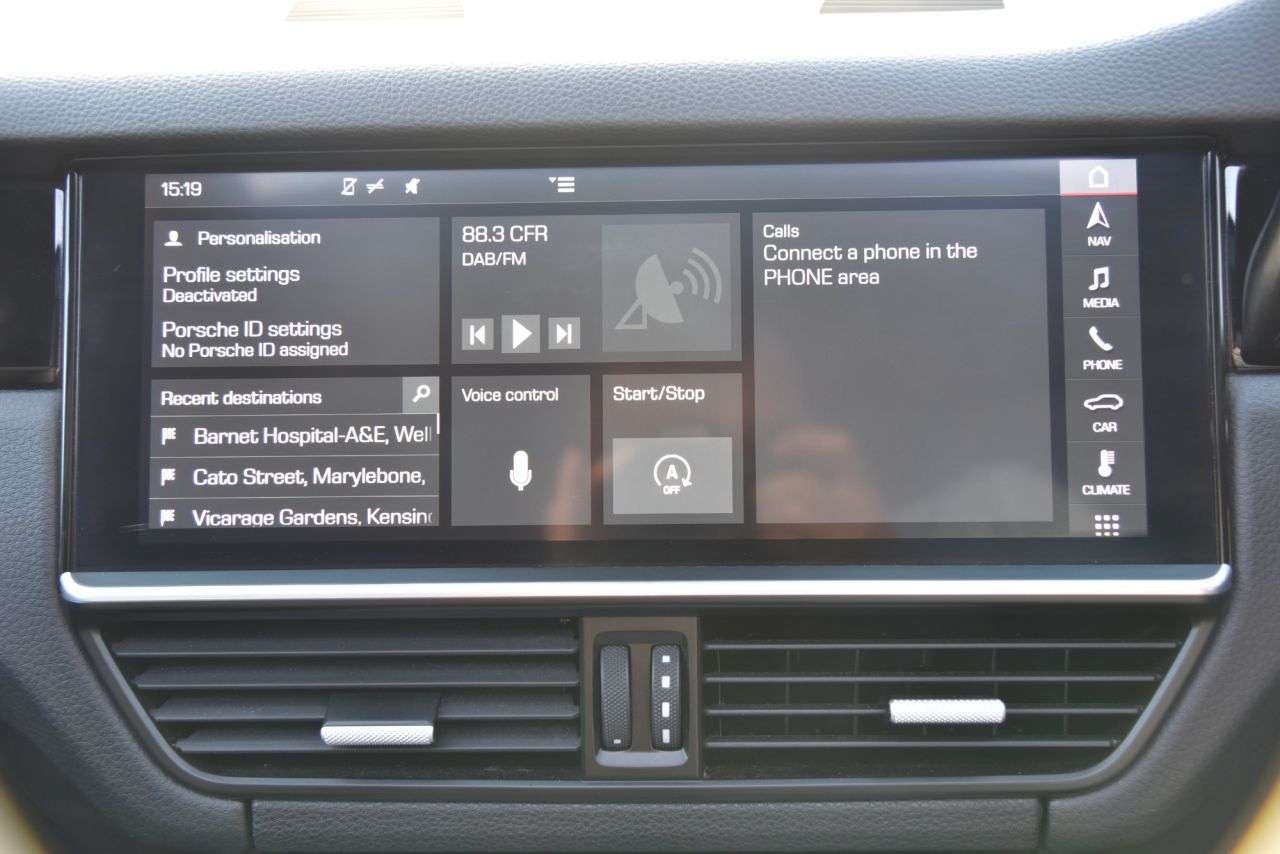 2019 PORSCHE CAYENNE 2019 PORSCHE CAYENNE