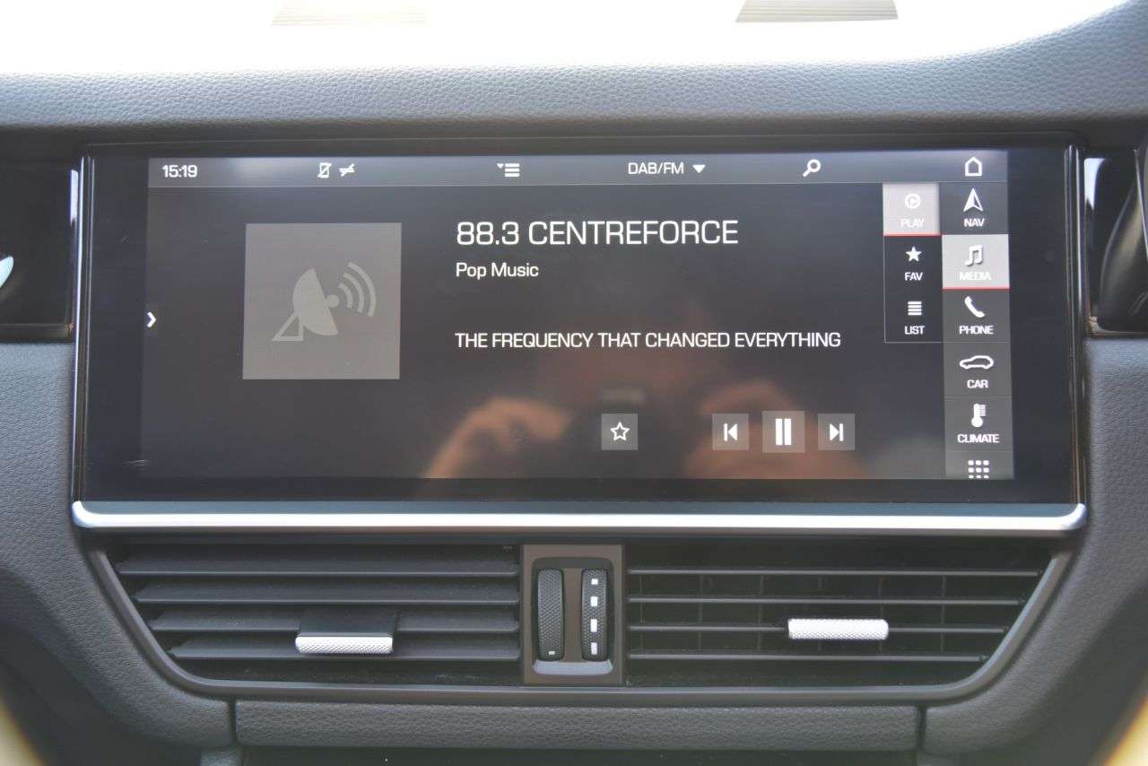 2019 PORSCHE CAYENNE 2019 PORSCHE CAYENNE