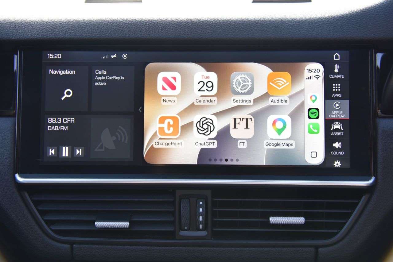 2019 PORSCHE CAYENNE 2019 PORSCHE CAYENNE