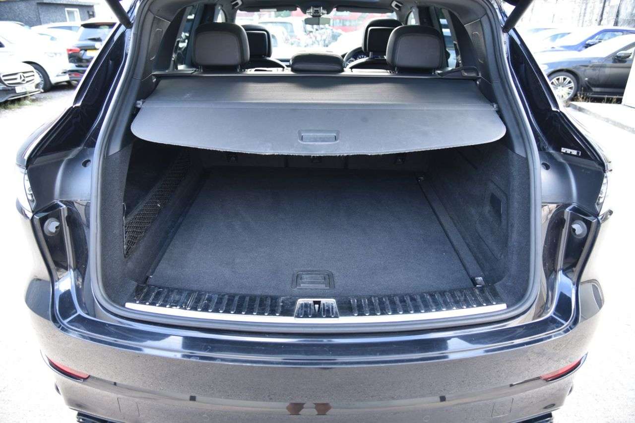 2019 PORSCHE CAYENNE 2019 PORSCHE CAYENNE