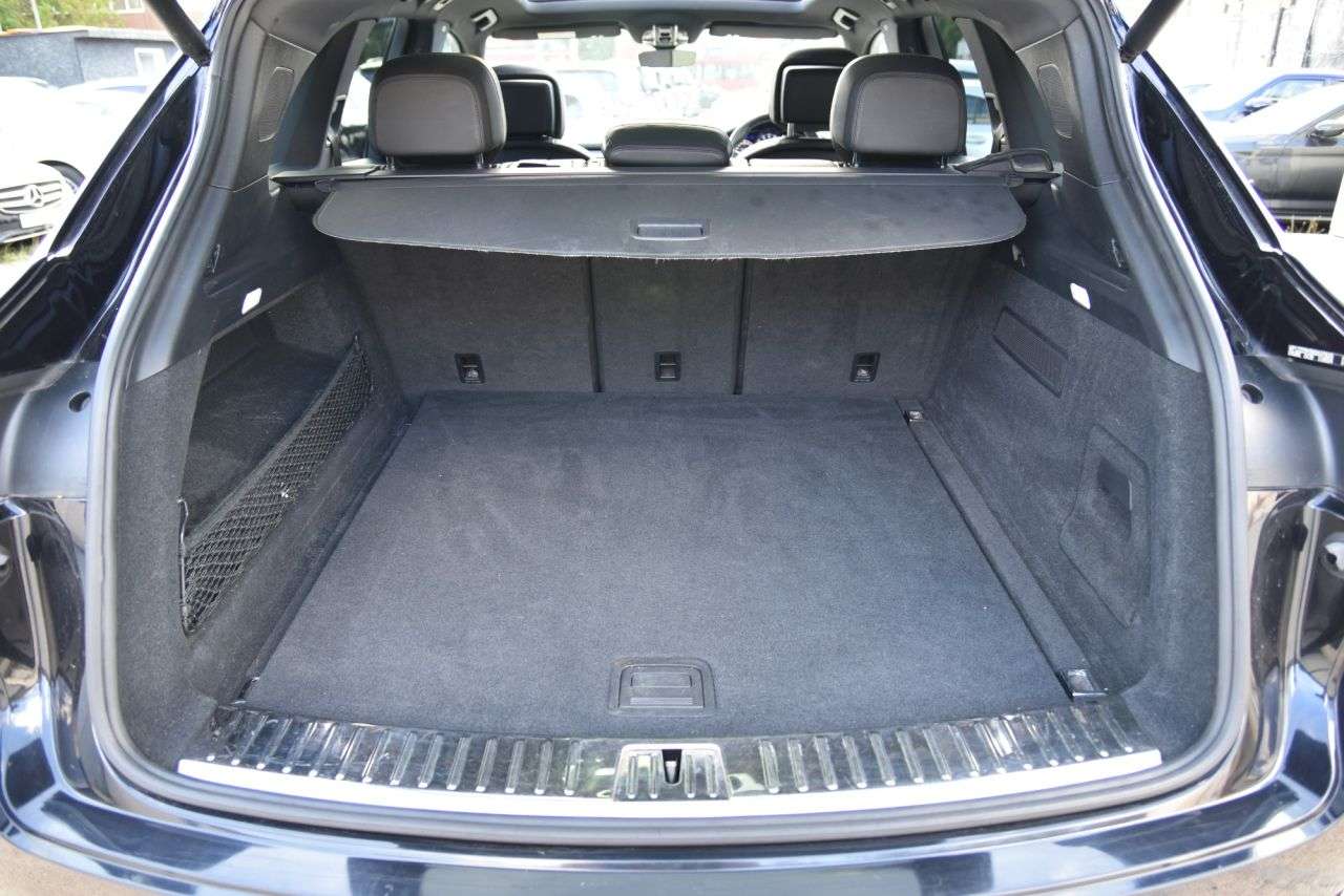 2019 PORSCHE CAYENNE 2019 PORSCHE CAYENNE