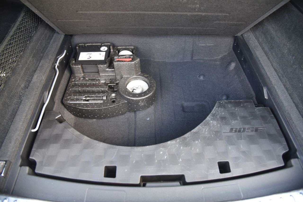 2019 PORSCHE CAYENNE 2019 PORSCHE CAYENNE