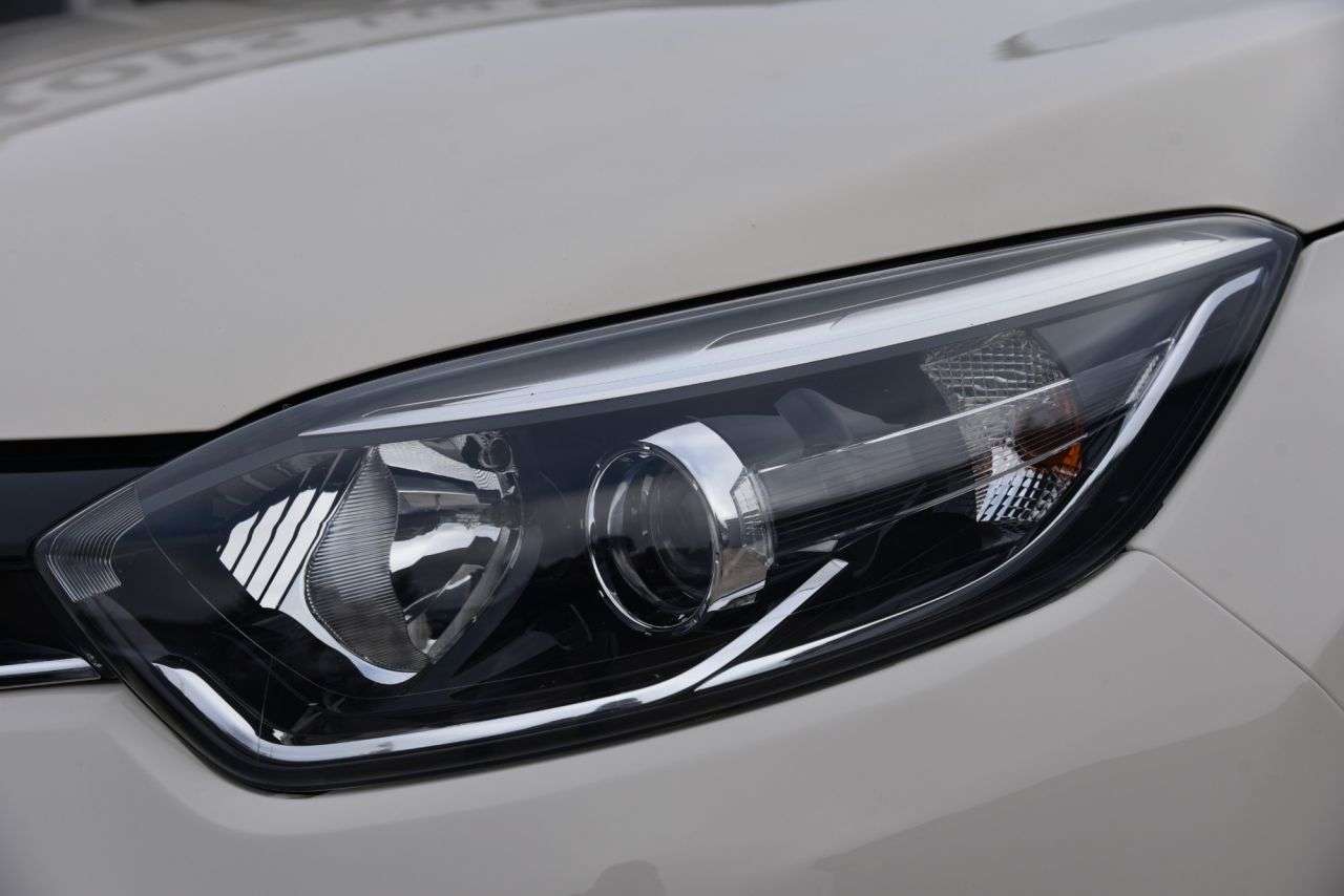 2017 RENAULT CAPTUR 2017 RENAULT CAPTUR