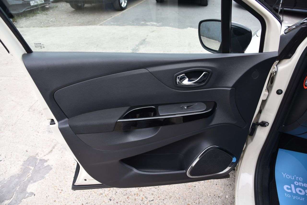2017 RENAULT CAPTUR 2017 RENAULT CAPTUR