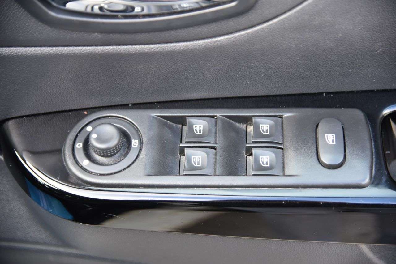 2017 RENAULT CAPTUR 2017 RENAULT CAPTUR